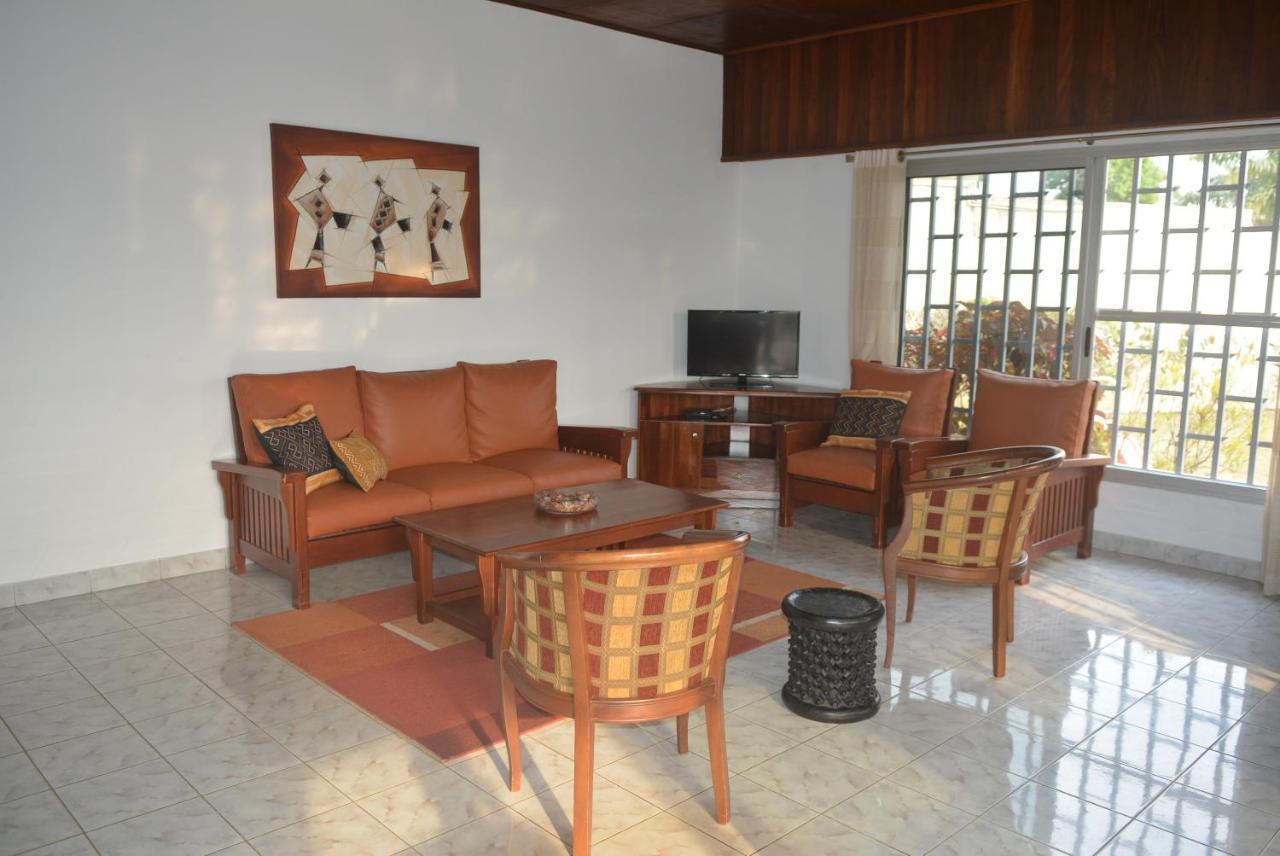 Villa Les 3 Oisillons Kribi Exterior foto